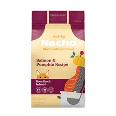Made by Nacho croquettes chat saumon potiron : texture appétente pour chats.