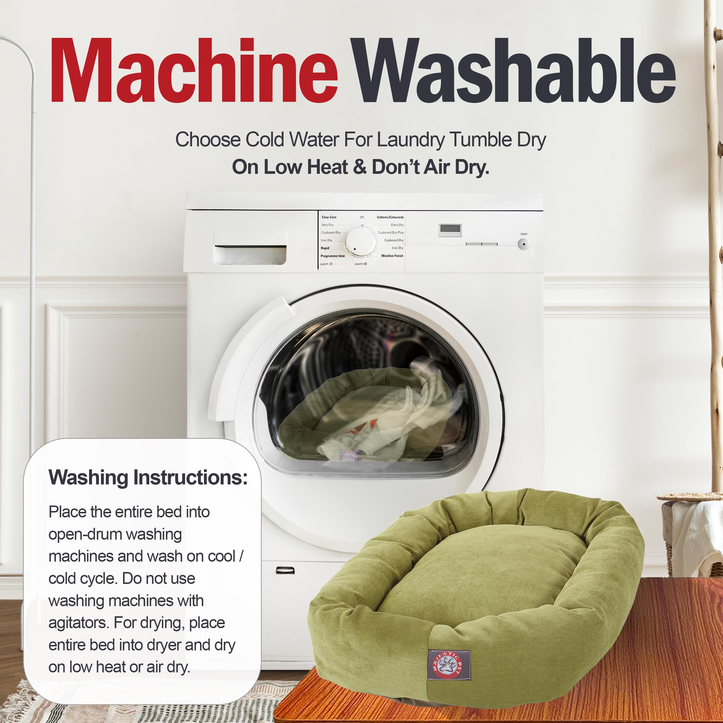 Majestic Pet base imperméable 300-600 denier protégeant le sol.