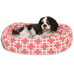 Lit pour chien Majestic Pet 24 po Sherpa Coral – vue avant, cocon douillet pour les siestes.