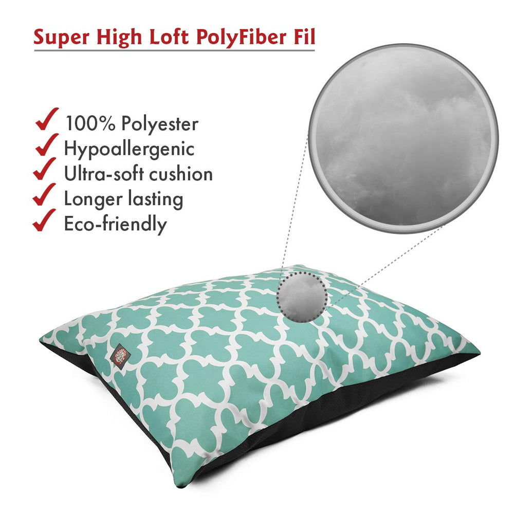 Lit Majestic Pet pour chien, rembourrage haute-loft offrant un soutien doux et durable.