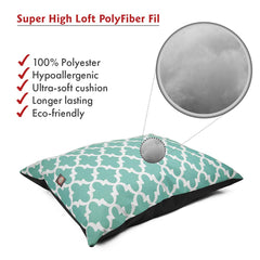 Lit Majestic Pet pour chien, rembourrage haute-loft offrant un soutien doux et durable.