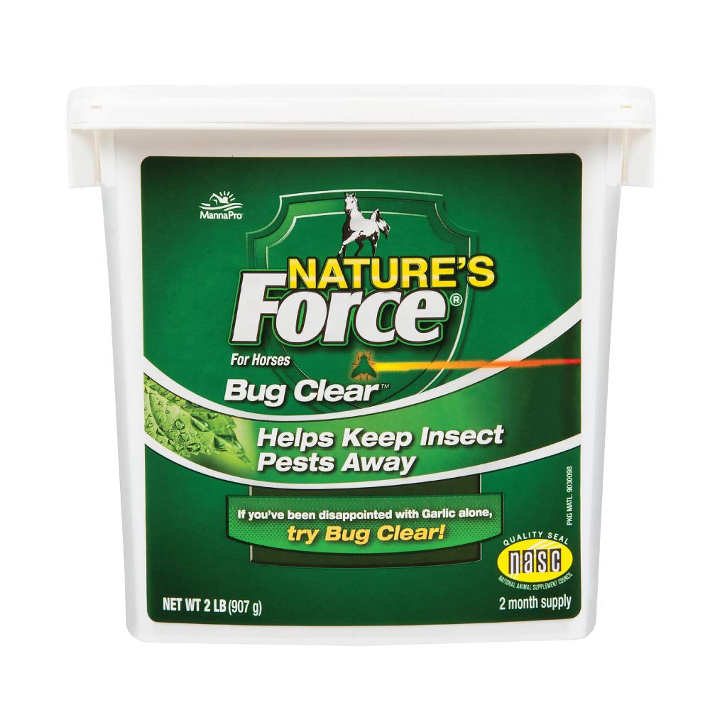 Manna Pro Nature’s Force Bug Clear, seau 2 lb prêt à être mélangé au repas.