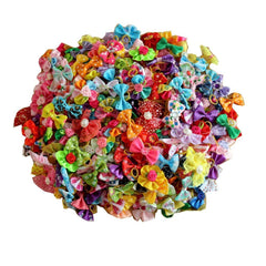 Masue Pets noeud rhinestone grande pour un look chic et durable.