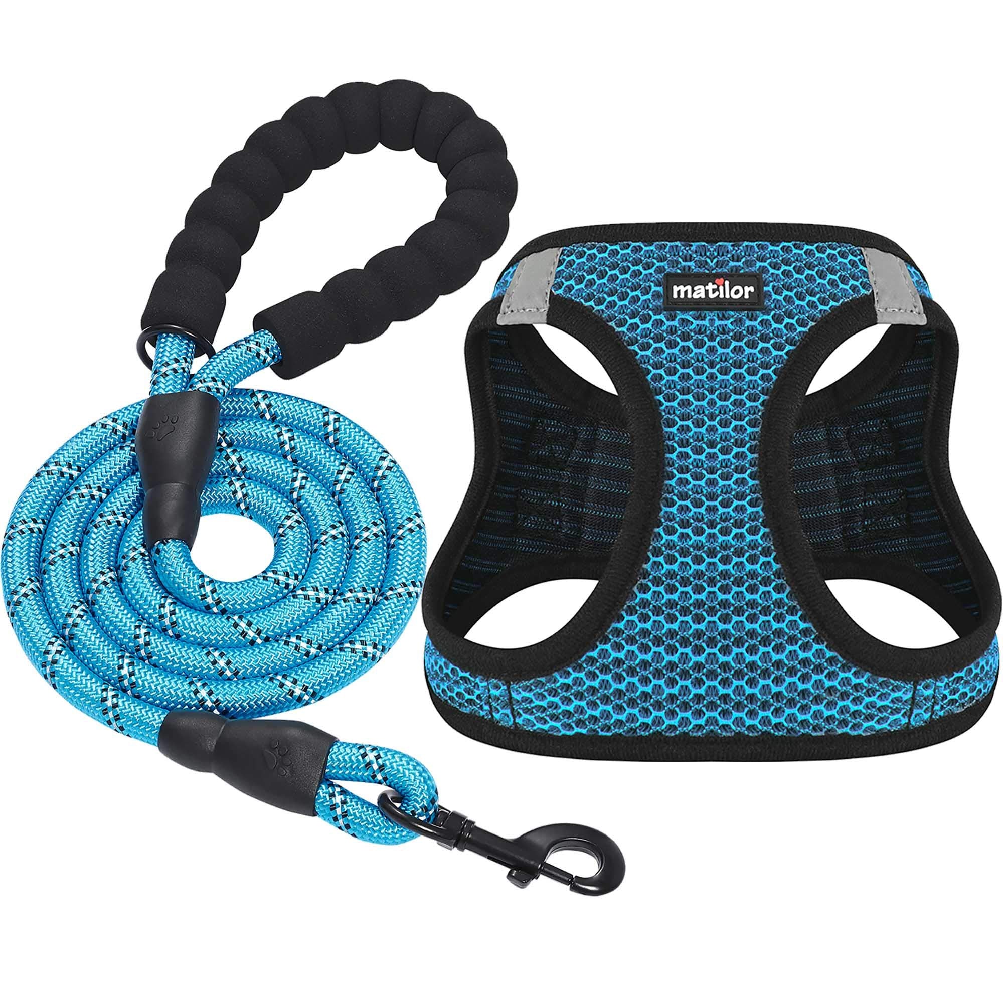 Harnais Matilor bleu en maille aérée, prêt à enfiler pour votre compagnon.