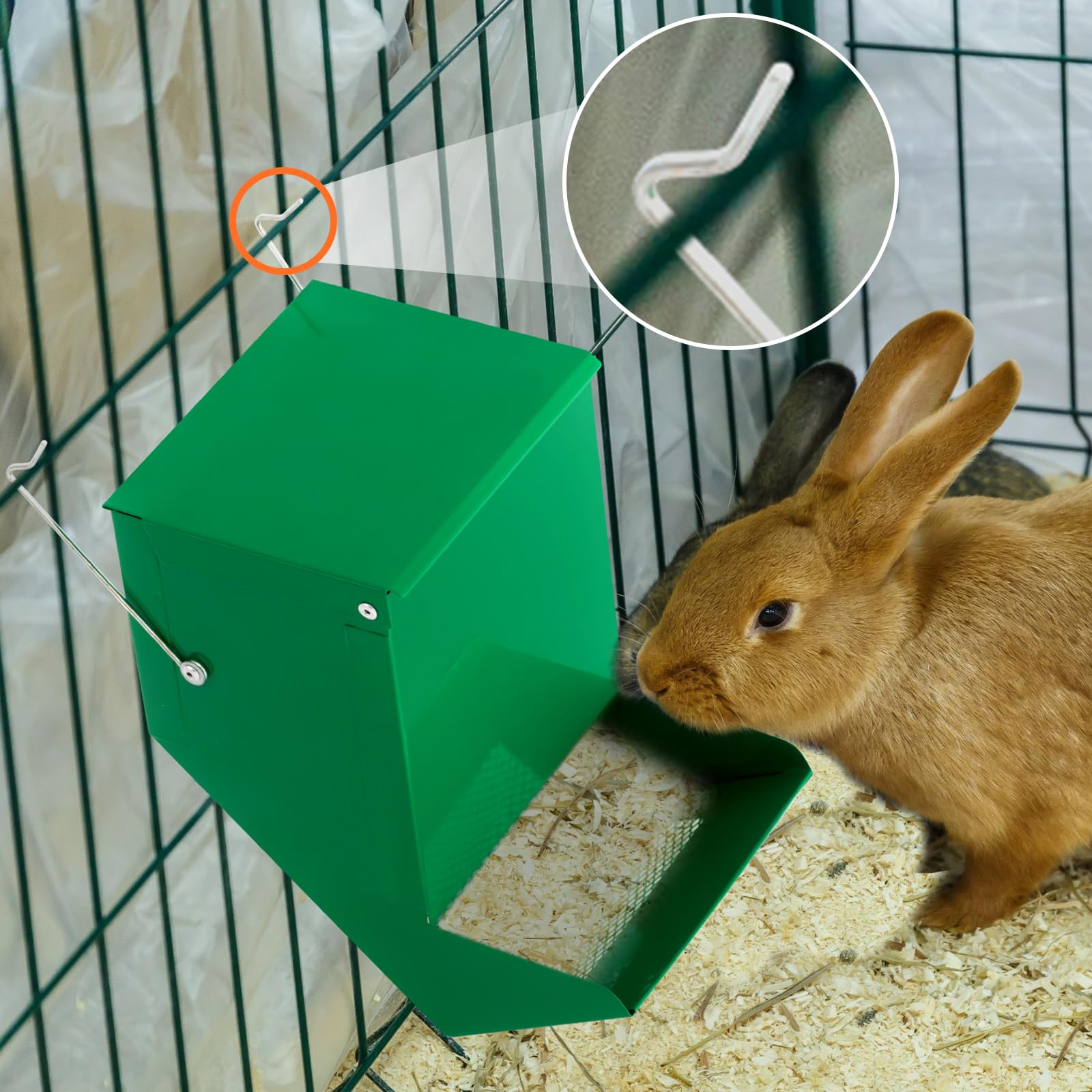 Maxcheck distributeur-nourriture-lapin utilisation-exterieure vert, adapté à une utilisation en extérieur.