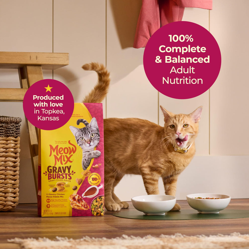 Nutrition complète et équilibrée pour chats adultes avec Meow Mix Gravy Bursts.