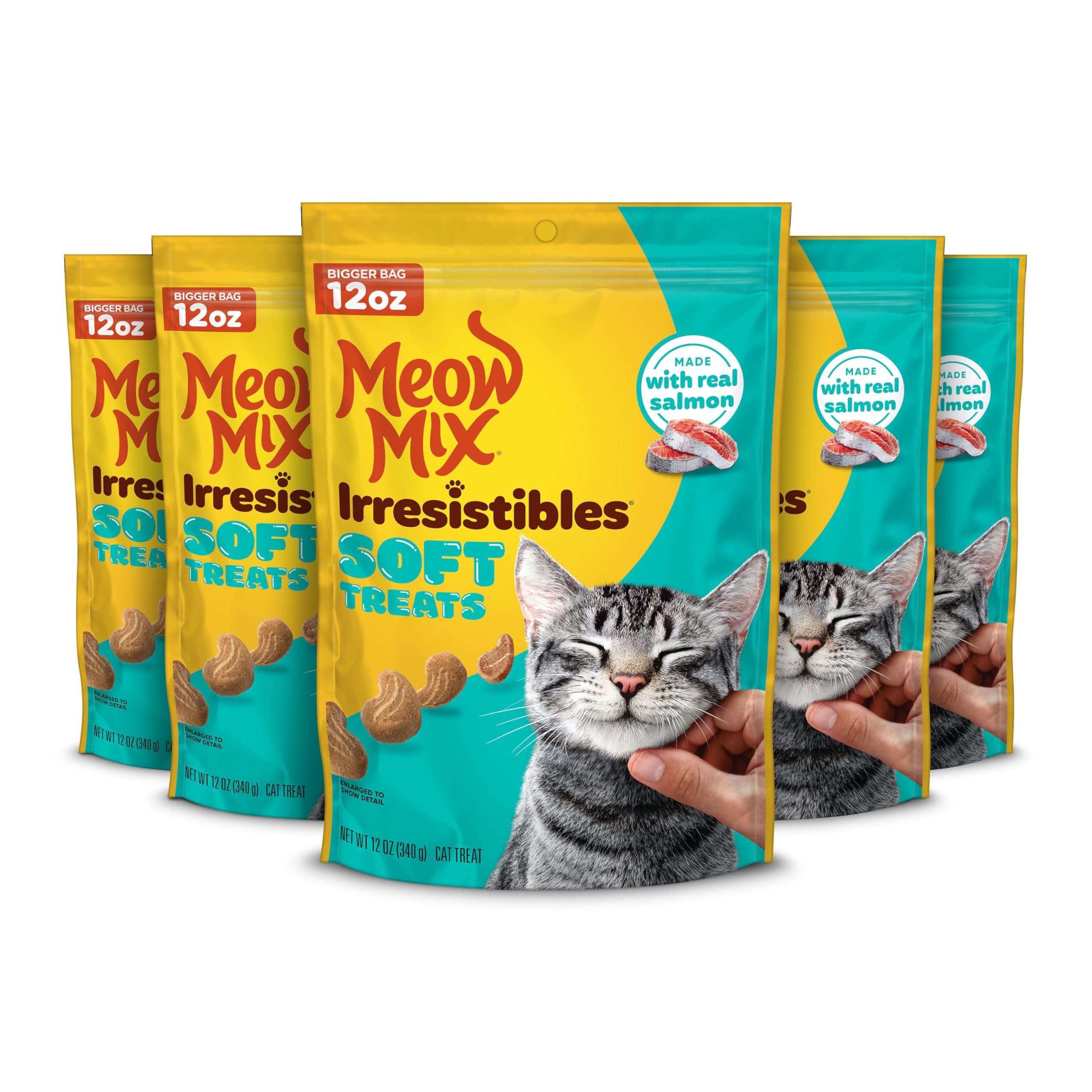 Friandises Meow Mix Irresistibles dans le sachet 5 paquets, pratique et frais grâce à sa fermeture.