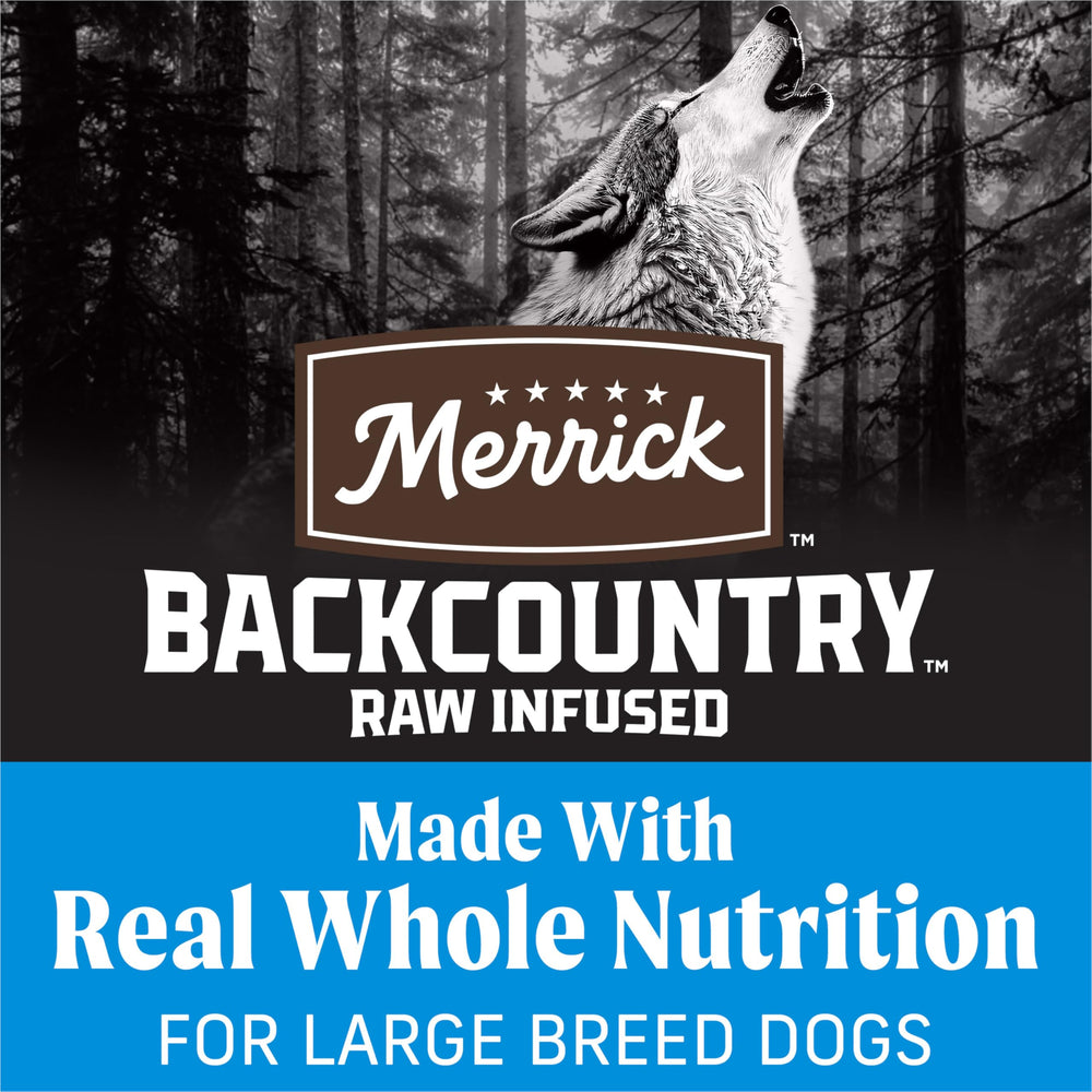 Morceaux crus lyophilisés mélangés aux croquettes Merrick Backcountry grande race