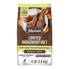 Merrick-aliments-secs-agneau-patate-douce: emballage clair et repas simple.