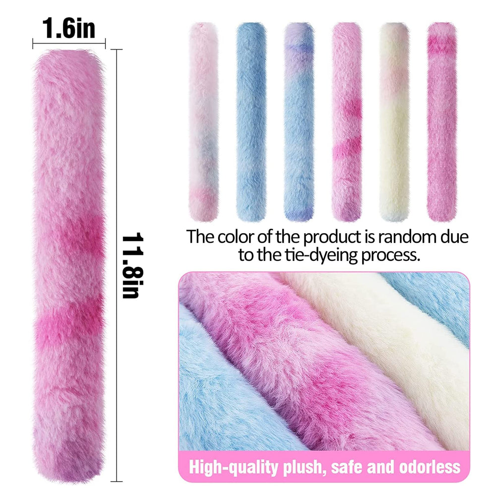 Jouet MEWTOGO Kick couleur tie-dye, attire le regard du chat et incite au jeu.
