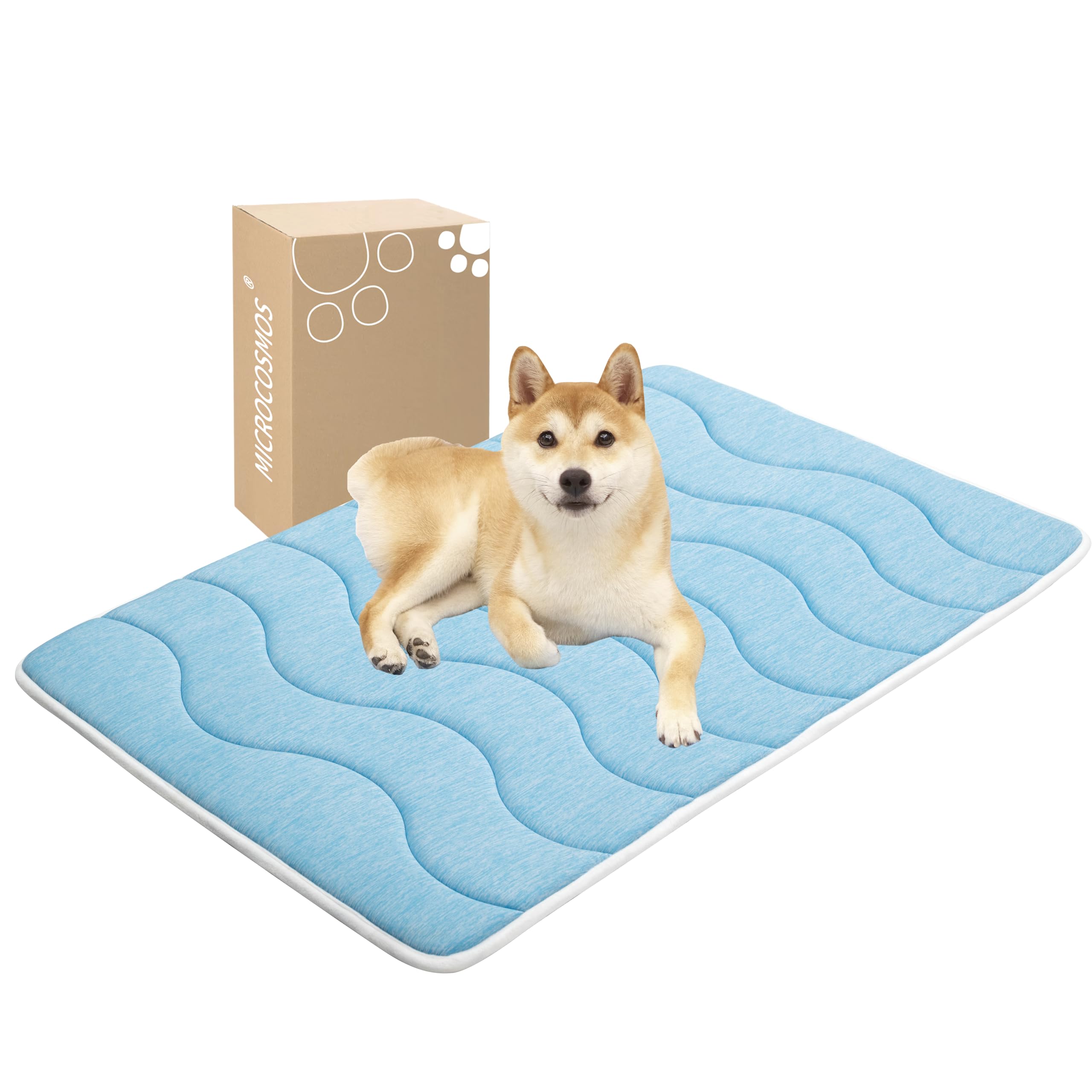 MICROCOSMOS coussin-chien-refroidissant bleu idéal pour les journées chaudes.