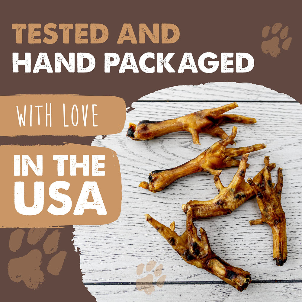 Sans additifs ni conservateurs dans Mighty Paw Naturals pattes de poulet.