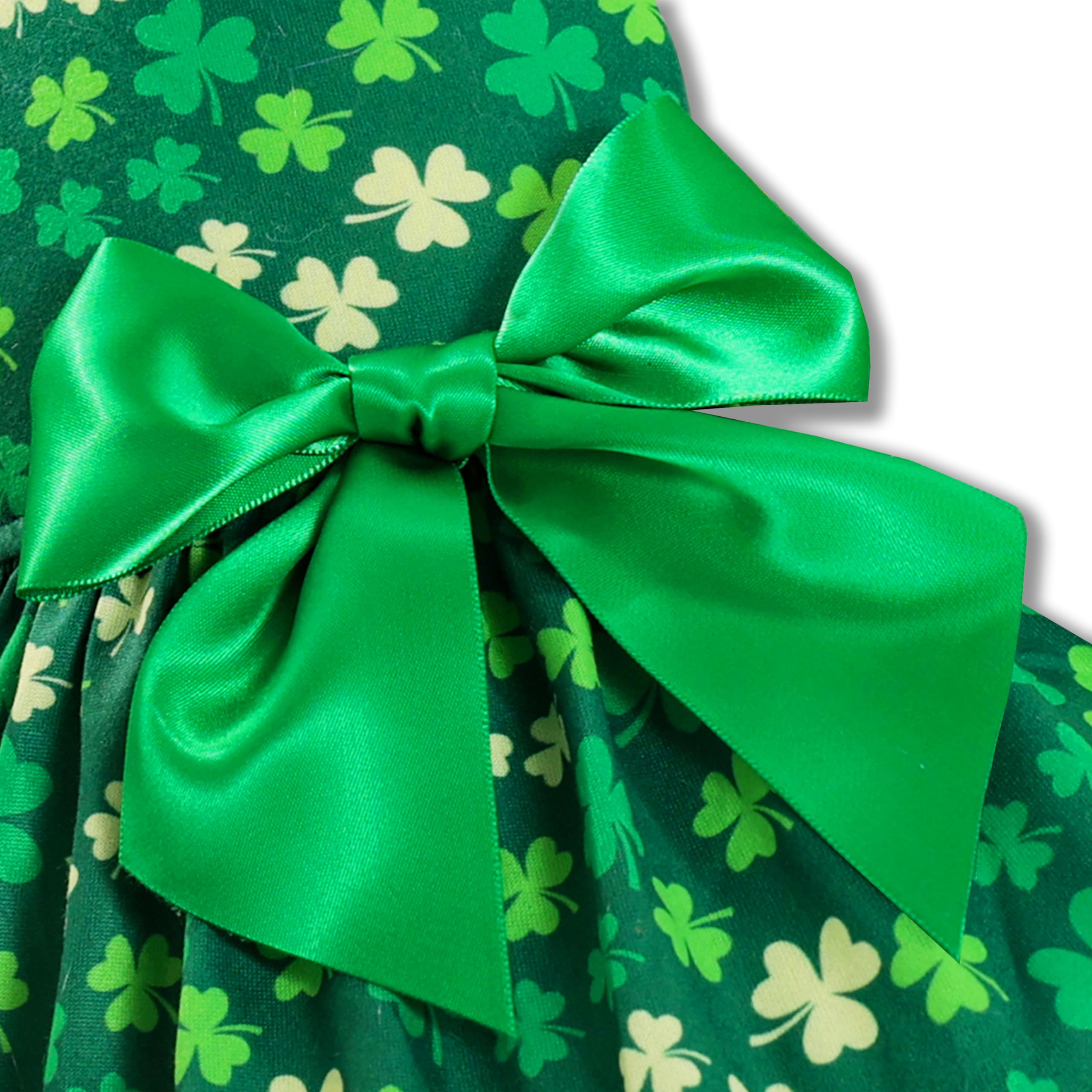 Robe Miiemiu Saint-Patrick idéale pour parades et fêtes.