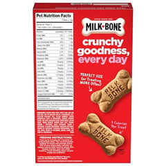 Milk-Bone Minis bouchées miniatures croquantes, texture appréciée par les chiens.