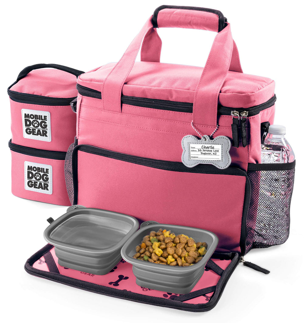 Mobile Dog Gear Week Away intègre un tapis de repas pour maintenir les zones propres.