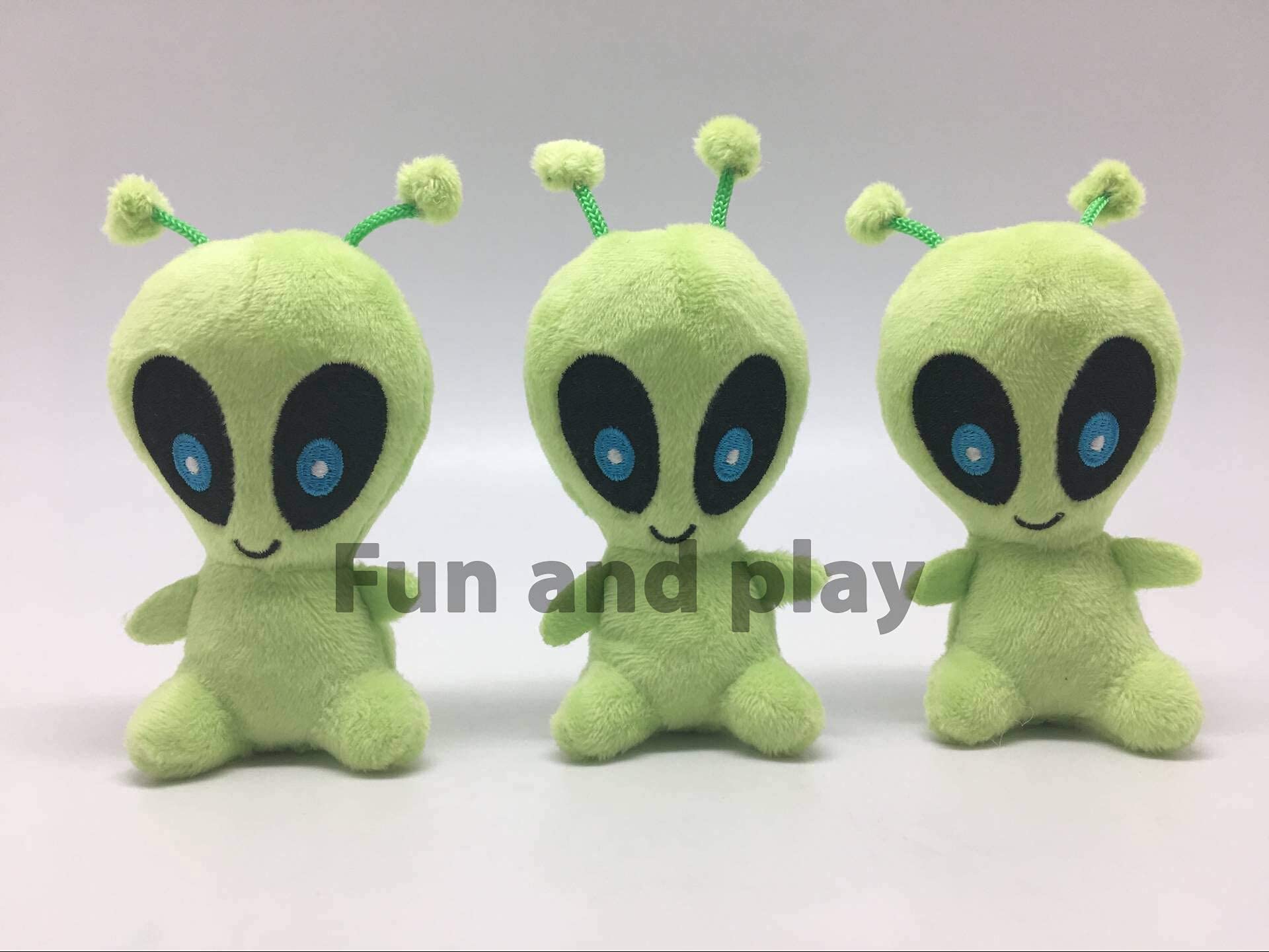 MODERN WAVE - peluche-sifflet avec vaisseau spatial, jeu intérieur.
