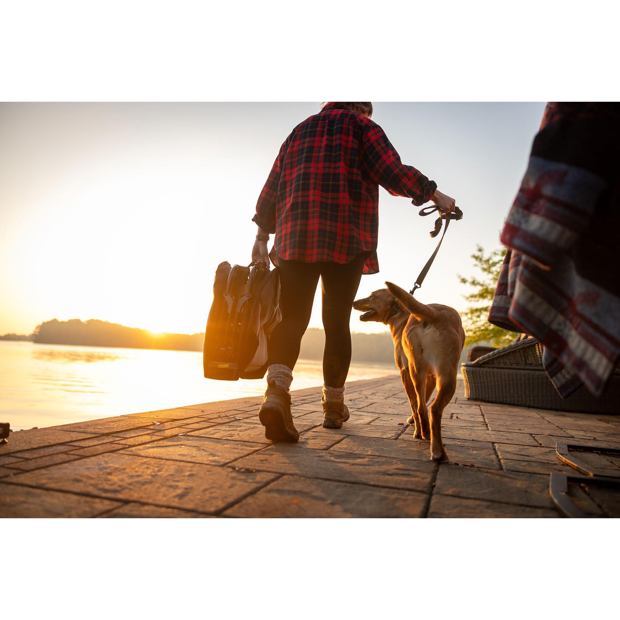 Utilisation intérieure avec le lit chien Momarsh pour le confort quotidien.