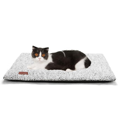 Mora Pets Tapis chauffant chat 24x18 – confort auto-chauffant sans électricité.