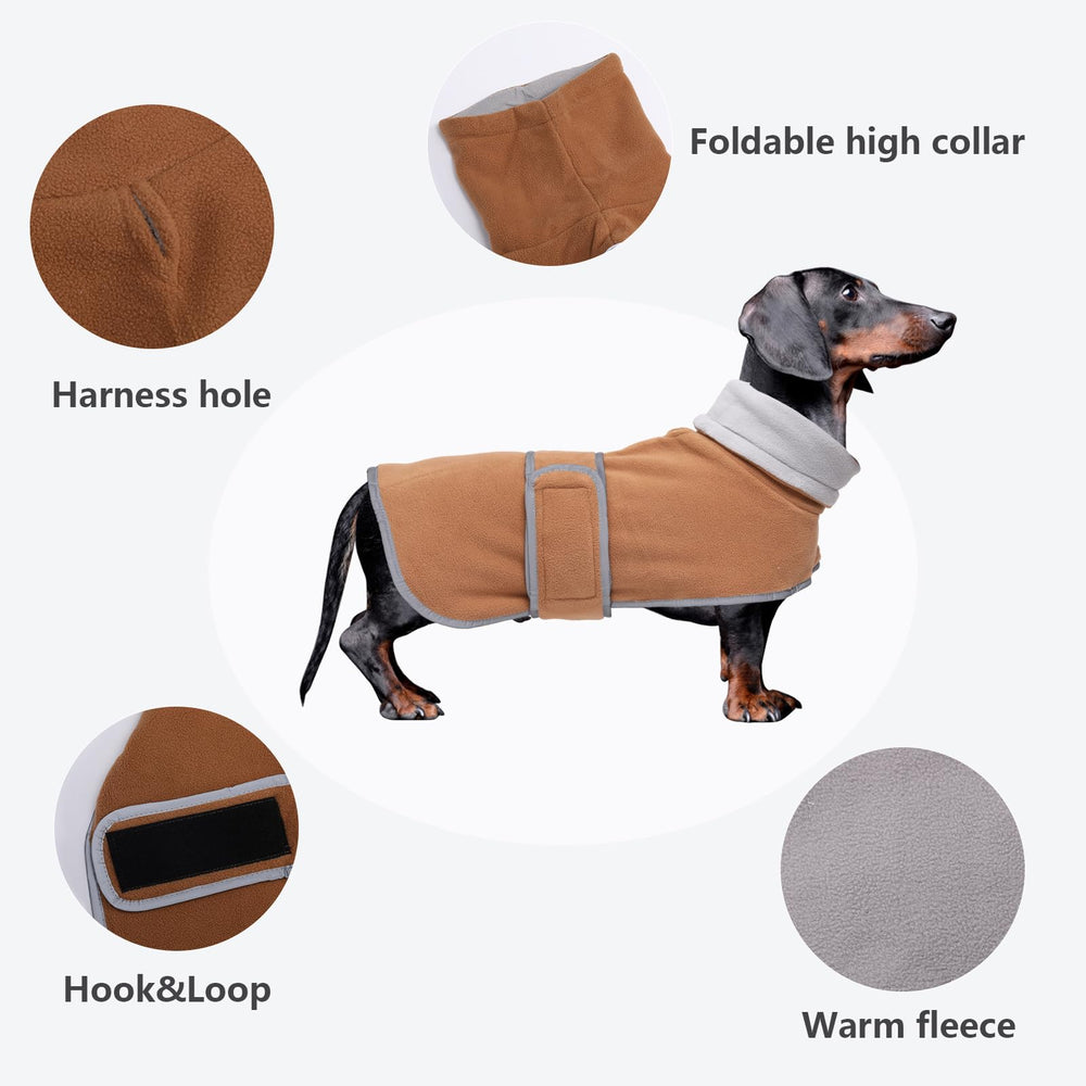 Manteau Morezi pour teckel, fermeture velcro pour un ajustement rapide et sûr.