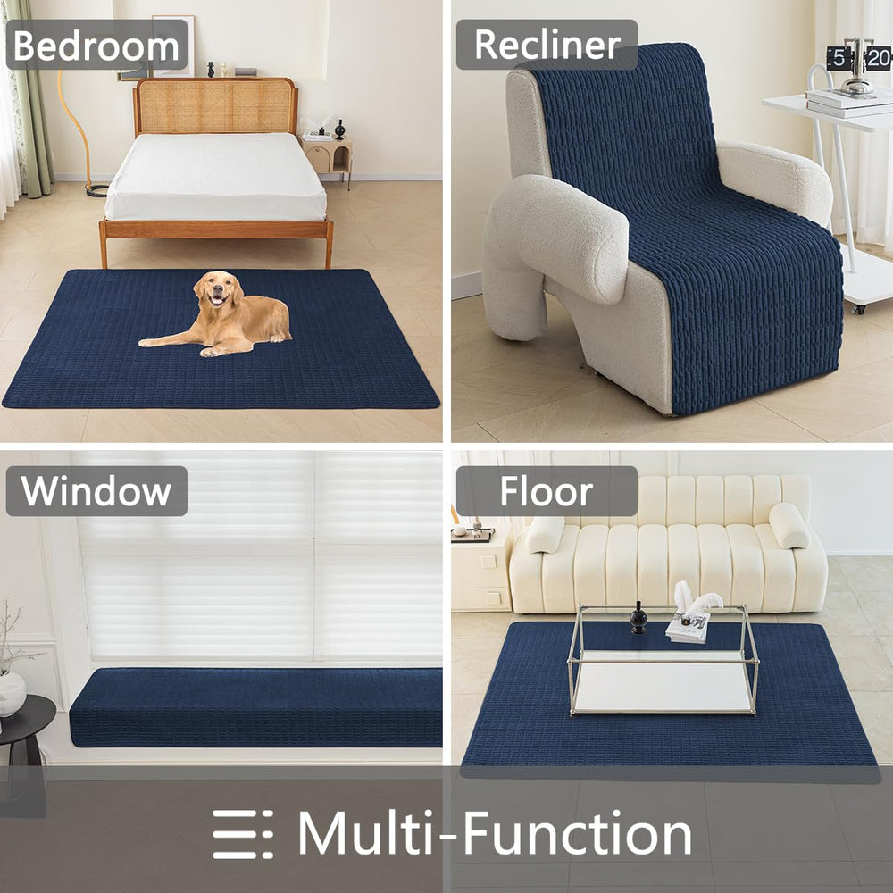 Muamar taille 60x70 bleu foncé convient a la plupart des canapes.