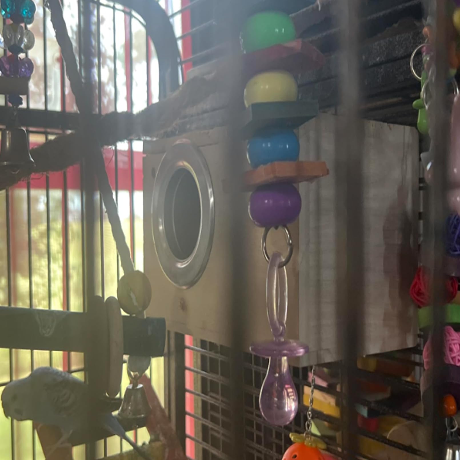 Conçu pour l'élevage et le repos des oiseaux MUYG.
