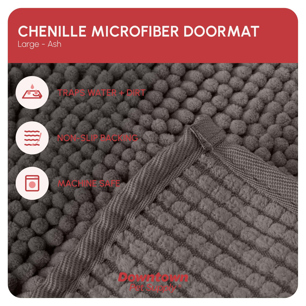 Tapis microfibre My Doggy Place, surface absorbante pour essuyer rapidement les pattes.