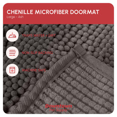 Tapis microfibre My Doggy Place, surface absorbante pour essuyer rapidement les pattes.