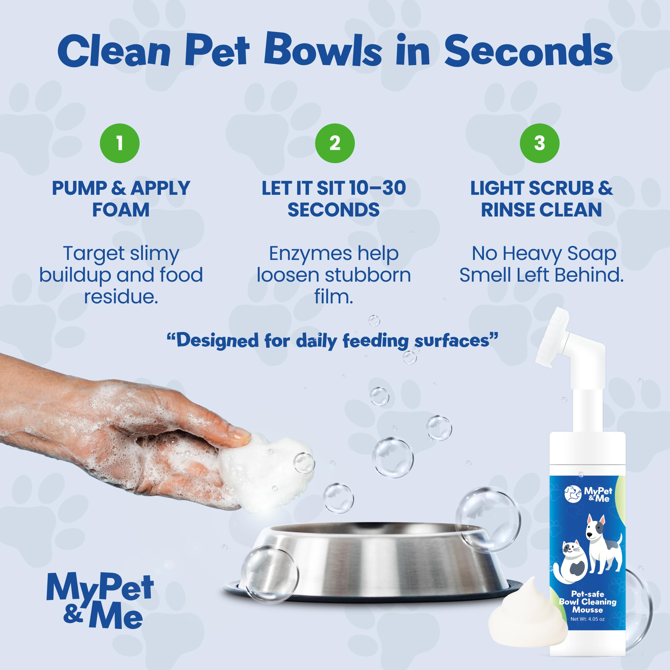My Pet & Me Brosse intégrée en action nettoyant les bols sans effort.