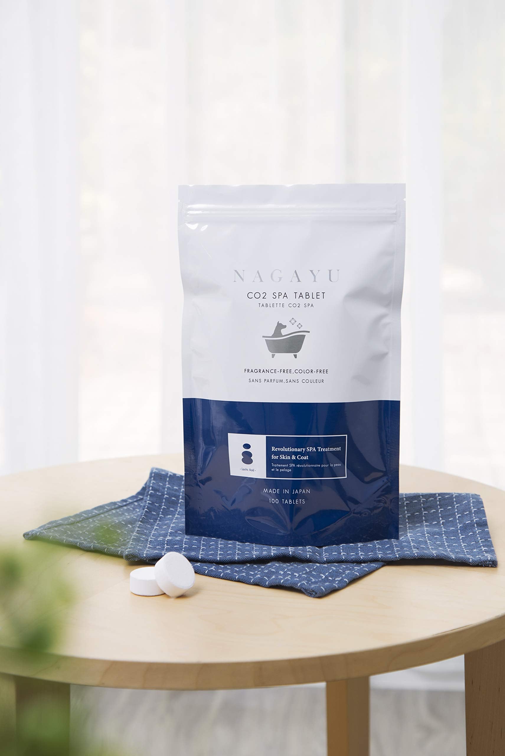 Nagayu tablettes CO2 pour animaux – soin pelage brillant après bain.