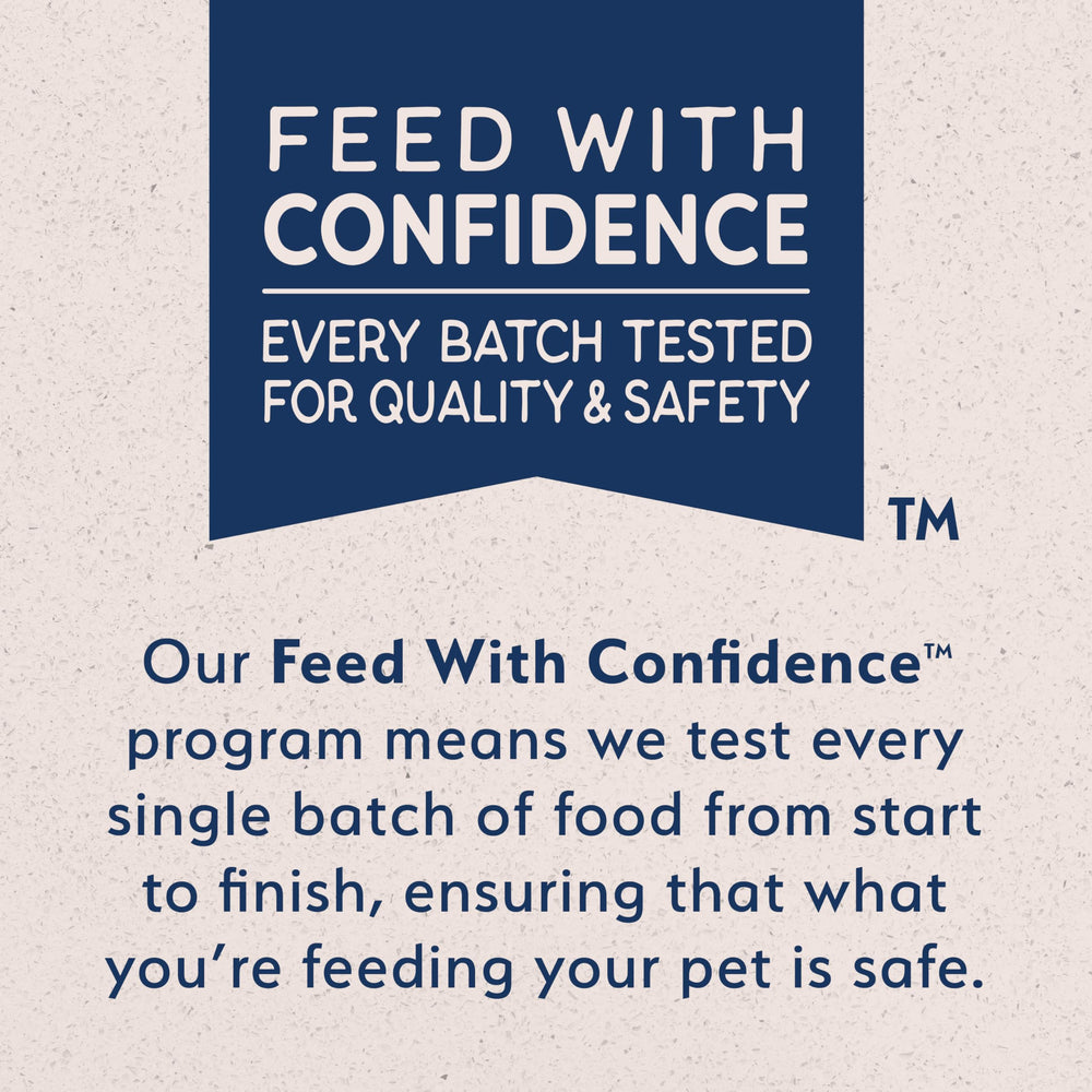 Bol de chien avec conserve Natural Balance canard et pomme de terre, portion pratique.