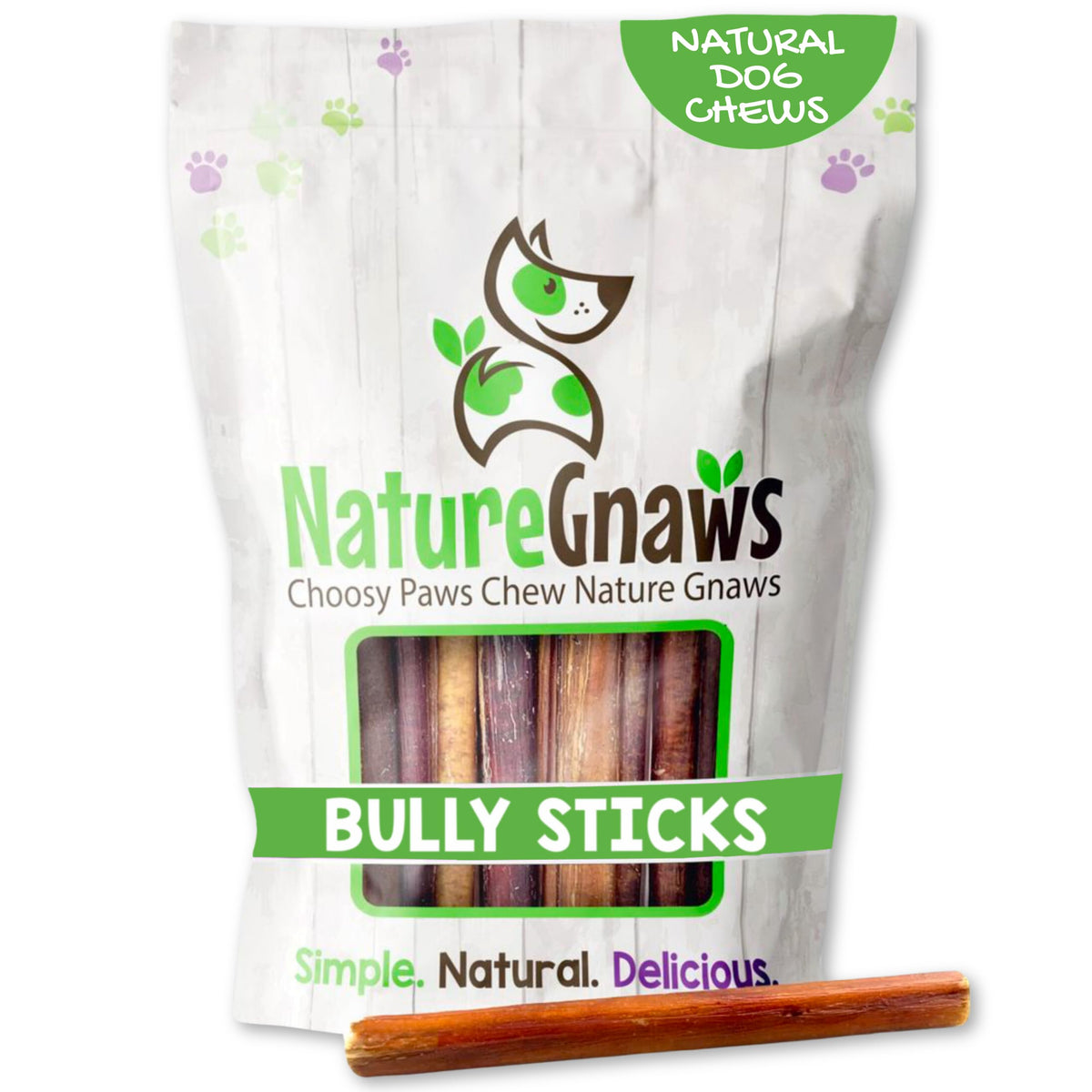Nature Gnaws batonnet boeuf fin petit chien—mordant et calme pendant le jeu.