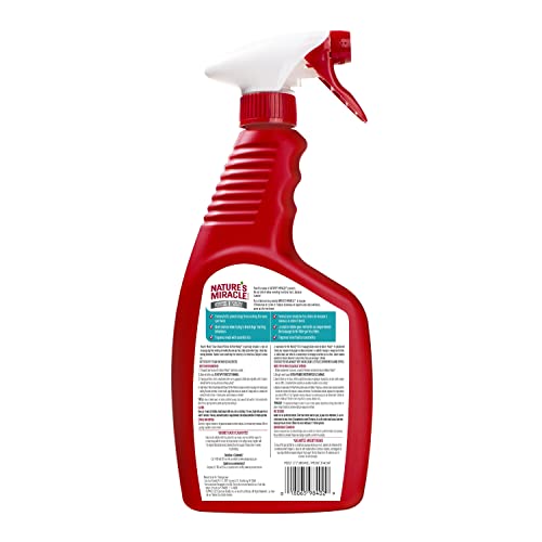 Nature's Miracle Avancé Platinum – zone intérieure avec spray pour éviter le marquage.