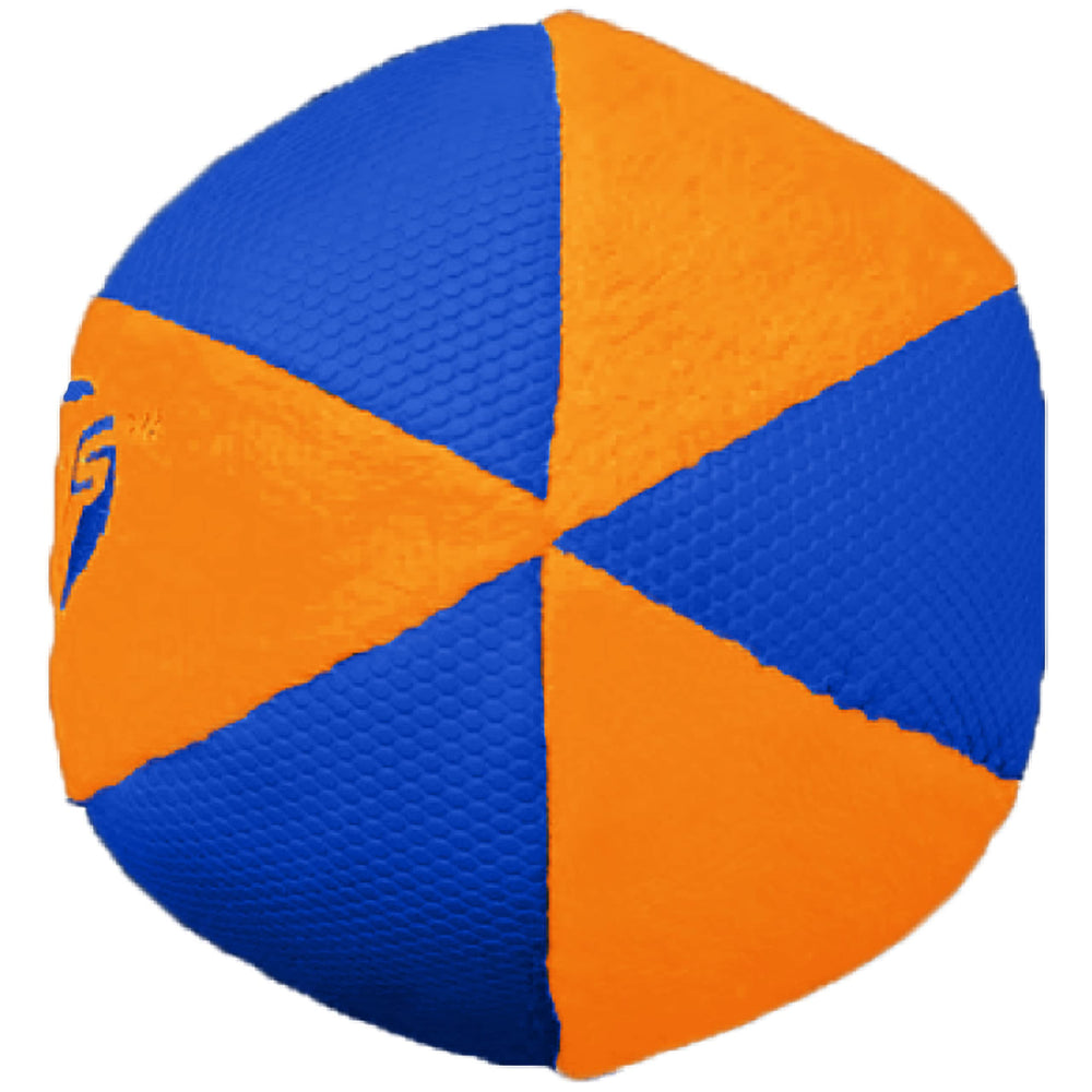 Nerf Dog Trackshot Ball adaptée pour intérieur et extérieur, grâce à sa durabilité.