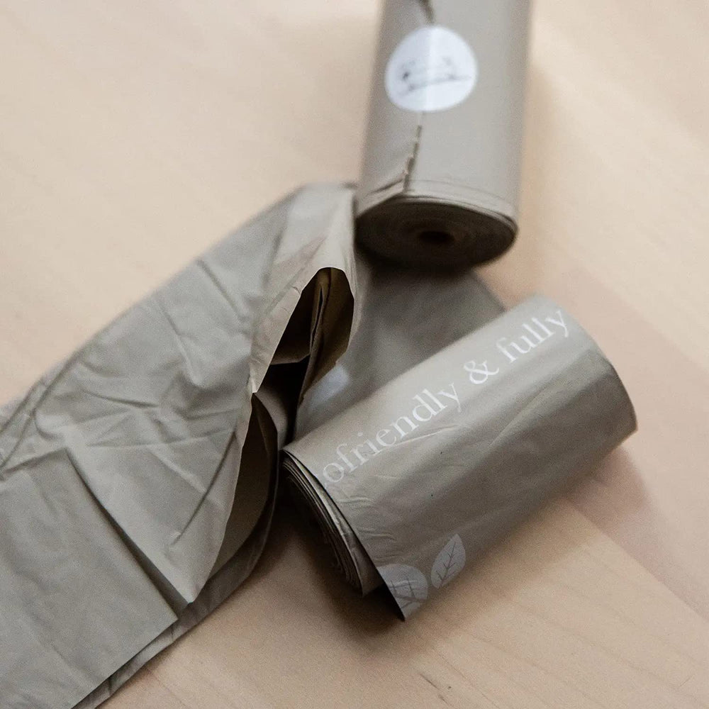 Rouleaux Nina Woof compatibles avec la plupart des porte-sacs.