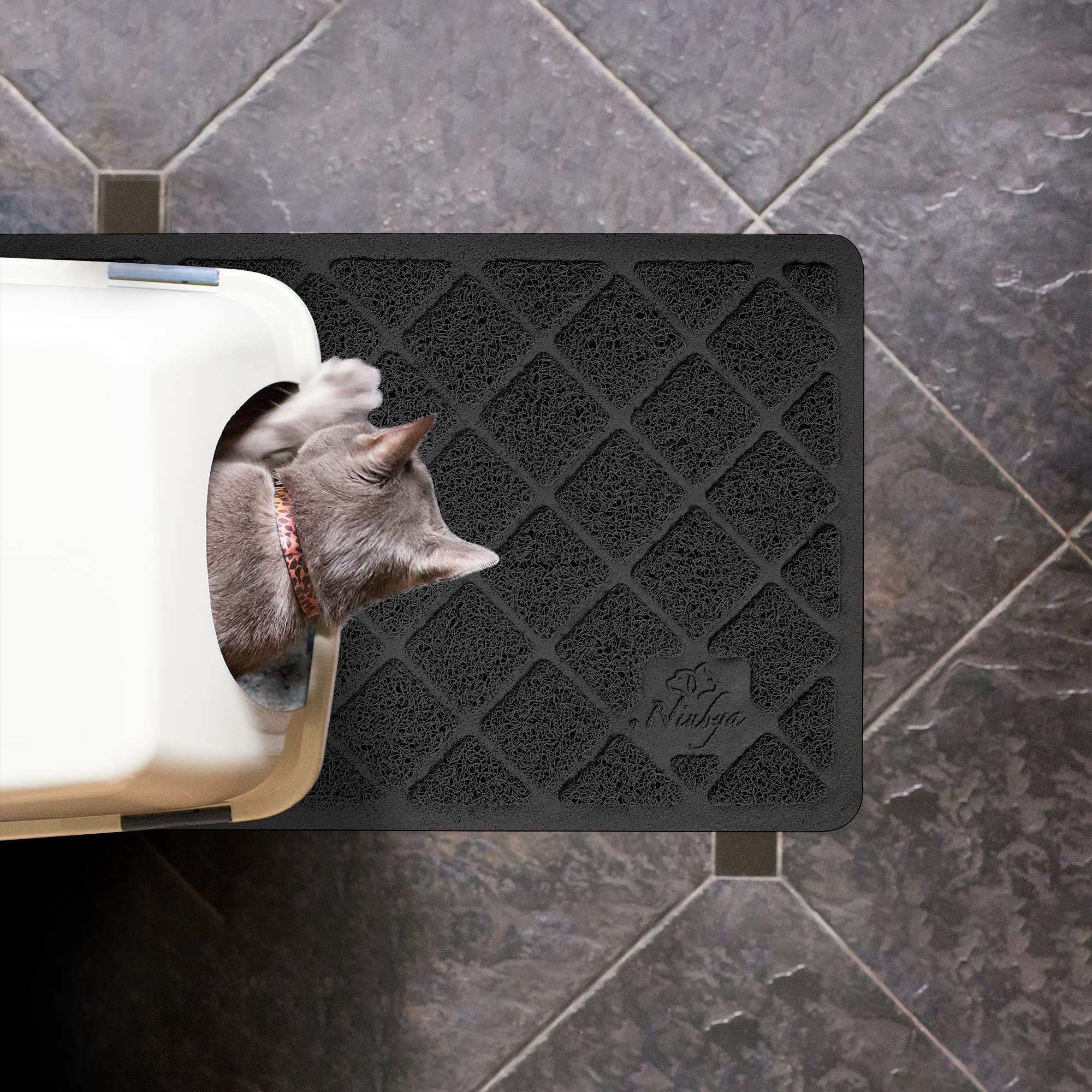 Niubya tapis-litière, grilles croisées, retiennent les gros grains et évitent les dégâts.