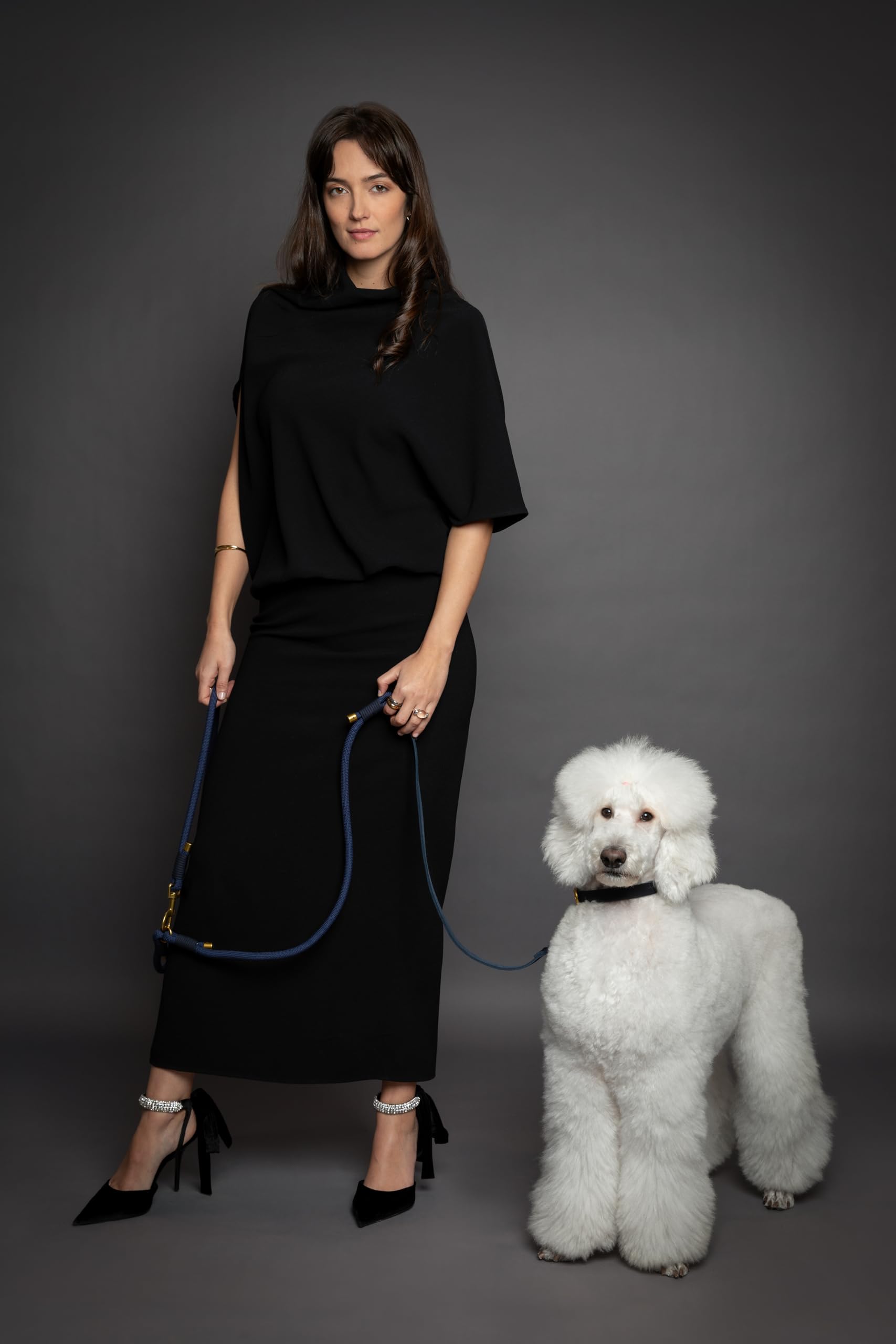 NOAH & PAW – Cuir huilé durable qui s’adoucit avec le temps.