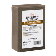 Utilisation en étable: brique minérale North American Salt pour un accès libre.