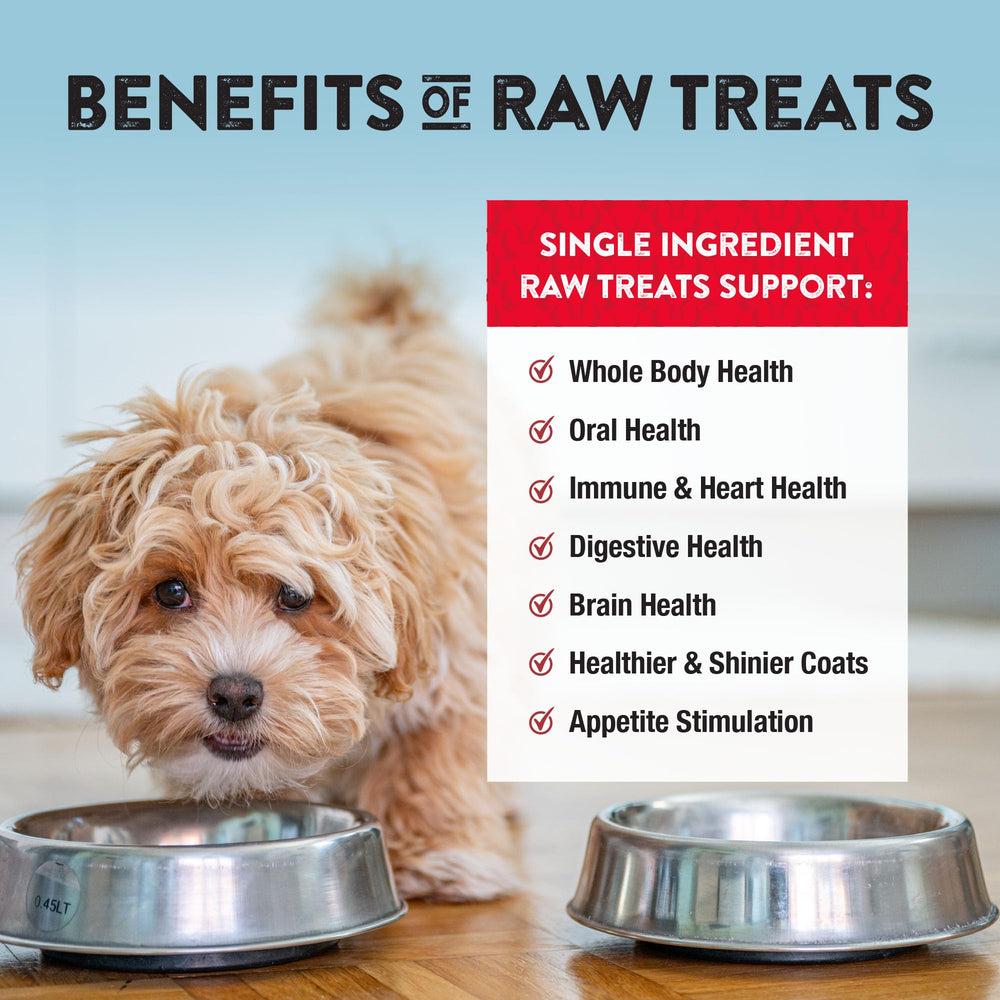 Northwest Naturals chiens et chats appréciant les morceaux