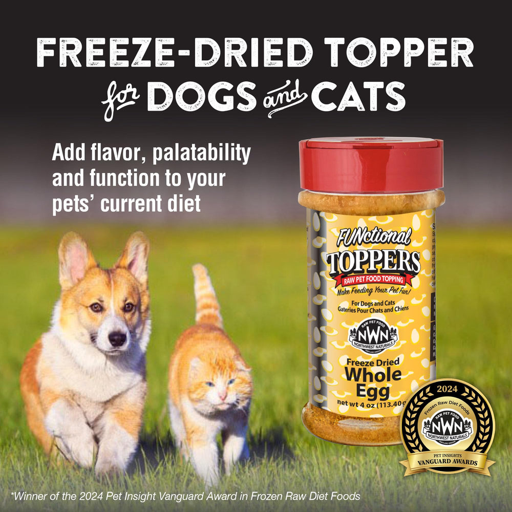 Northwest Naturals Topper œuf de poulet lyophilisé, doseuse facile pour doser l'alimentation.