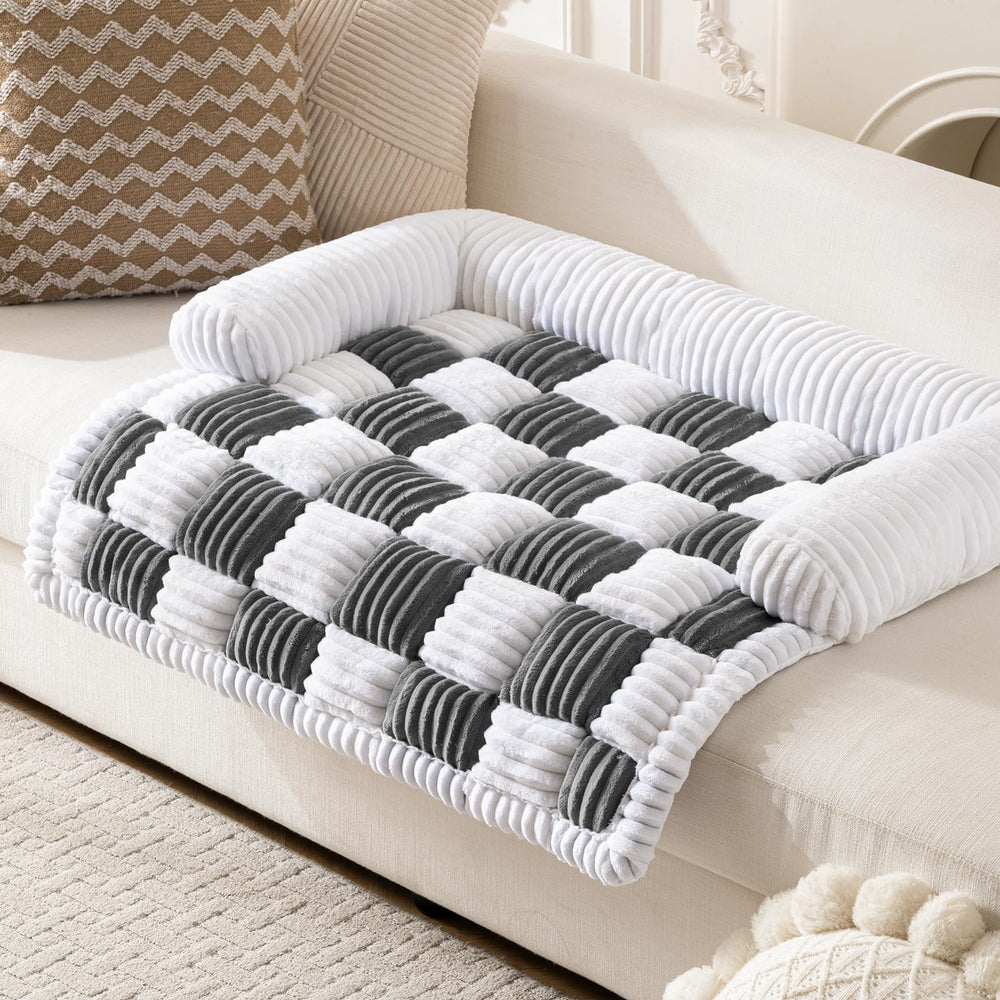 Npetrsnug lit pour chien en flanelle gris, confort moelleux pour repos doux.
