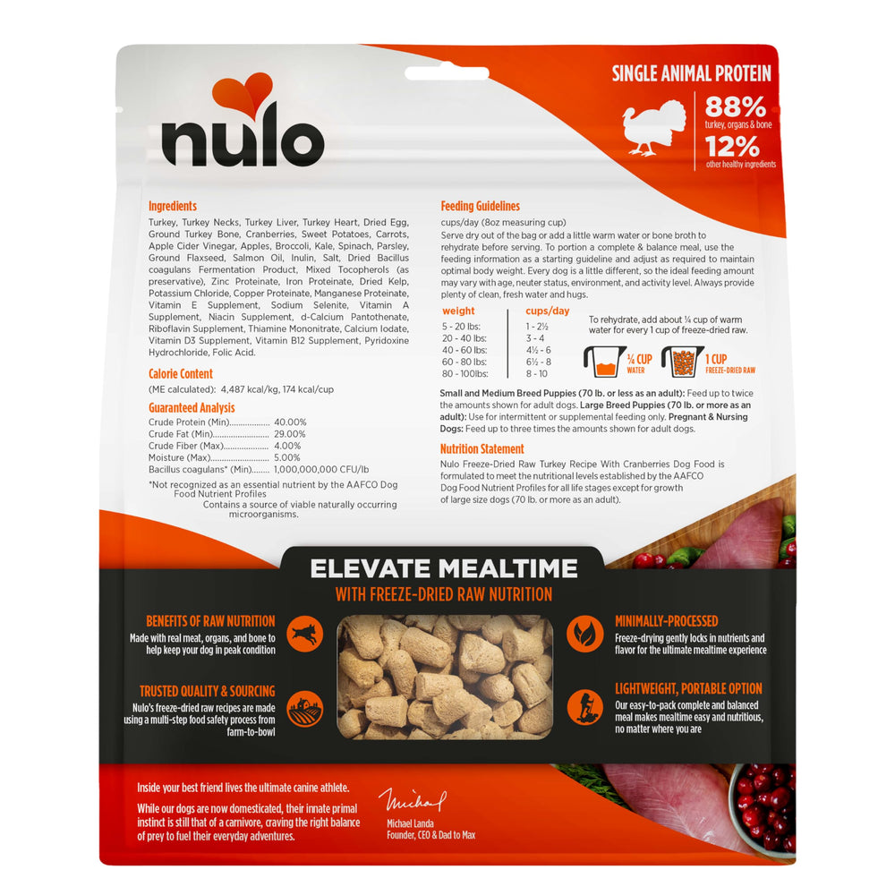 Morceaux lyophilisés Nulo dinde et canneberges, option gourmande et satisfaisante.