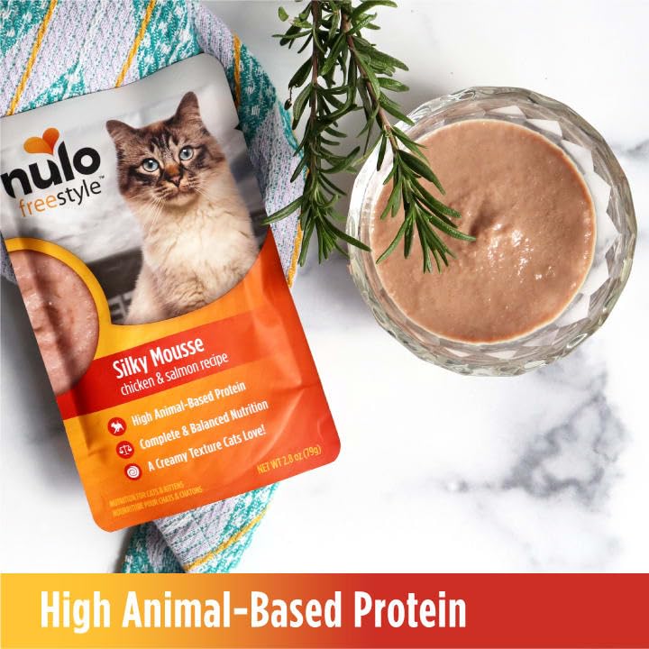 Nulo Freestyle texture soyeuse qui séduit les chats les plus exigeants.