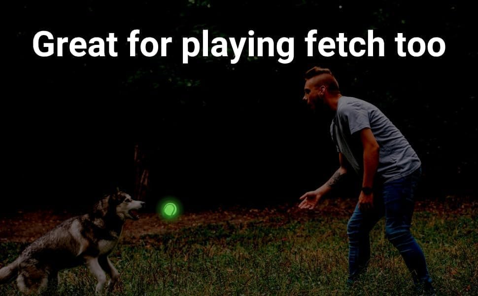 Balles lumineuses NW Athletics pour chien, visibles en extérieur et favorisent l'exercice.