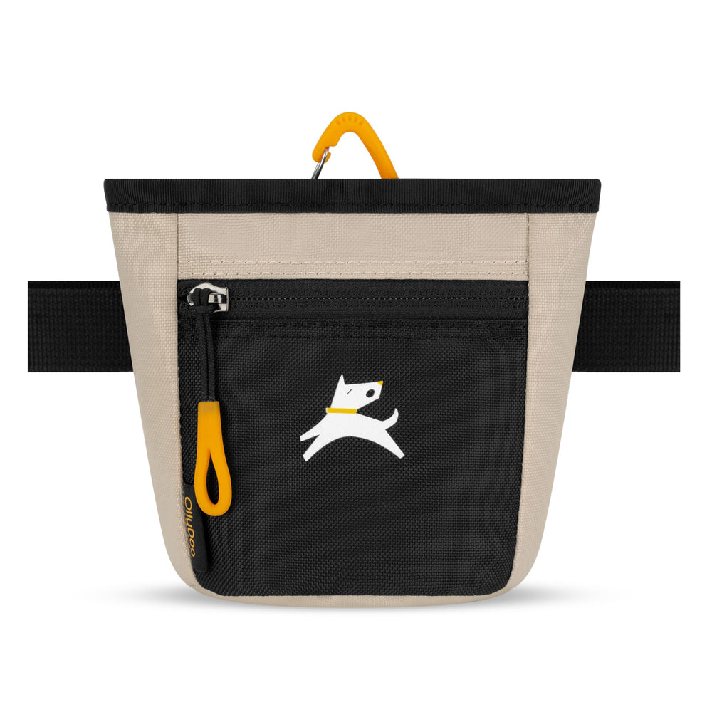 Sac friandises OllyDog Goodie porté à la taille, idéal pour l’entraînement sans les mains.