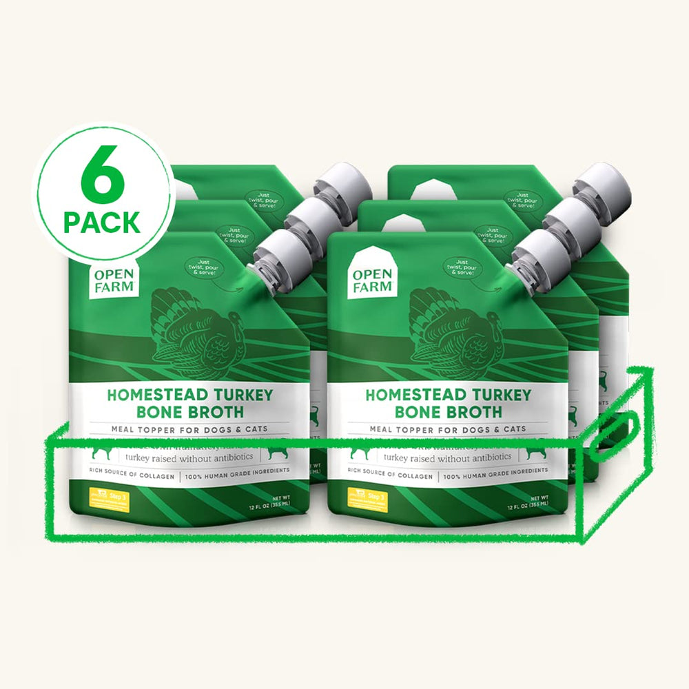Open Farm Bouillon d’Os Dinde: versement sur croquettes, texture hydratante.