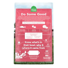 Open Farm croquettes sans céréales – adaptées aux félins sensibles.