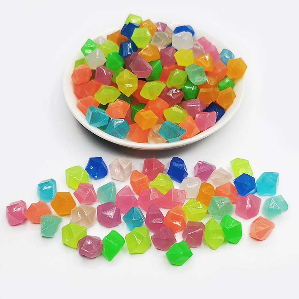Effet lueur longue durée: pierres Oubest pour éclairage durable.