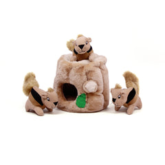 Outward Hound Hide-A-Squirrel sifflets detachables pour quête ludique.
