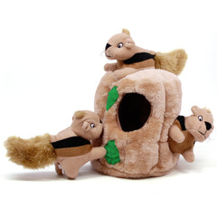 Outward Hound Hide-A-Squirrel: tronc avec 3 sifflets, stimulation mentale.
