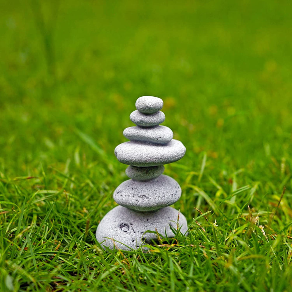 OwMell statue pierre miniature naturelle, détail réaliste pour micro-paysage.